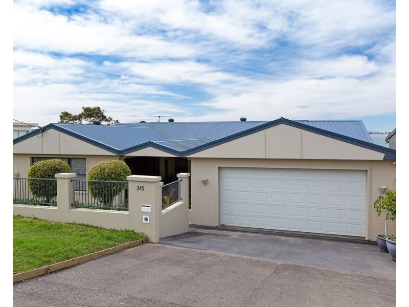 245 Fishing Point Road, Fishing Point NSW 2283
