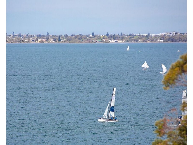 245 Fishing Point Road, Fishing Point NSW 2283