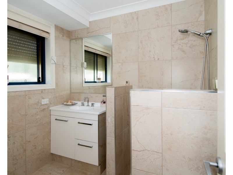 21 Cypress Point Drive, Dubbo NSW 2830