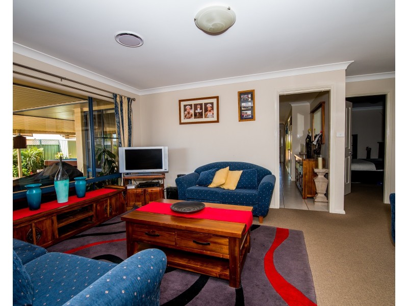 21 Cypress Point Drive, Dubbo NSW 2830