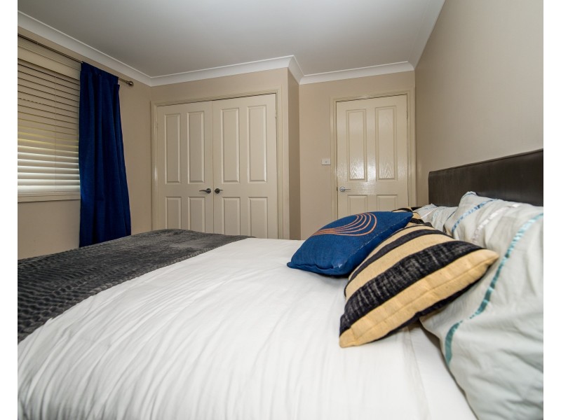 21 Cypress Point Drive, Dubbo NSW 2830