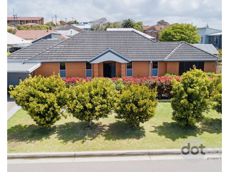 82 Bryant Street, Adamstown NSW 2289