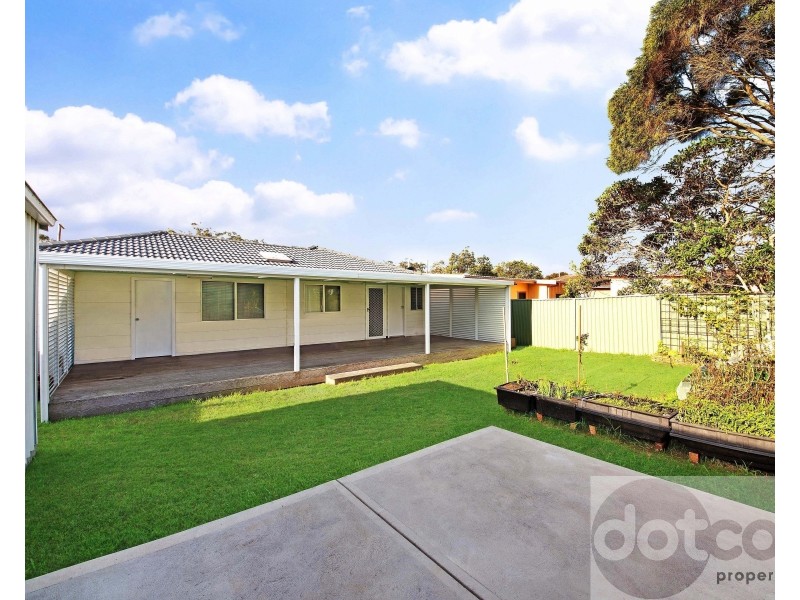 11 Nicholson Crescent, Toukley NSW 2263
