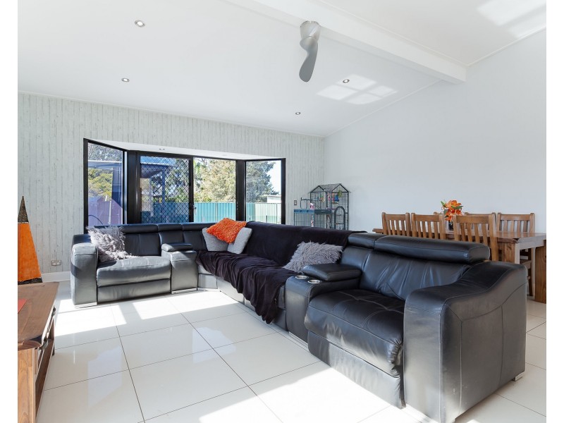 83 Bayview Street, Warners Bay NSW 2282