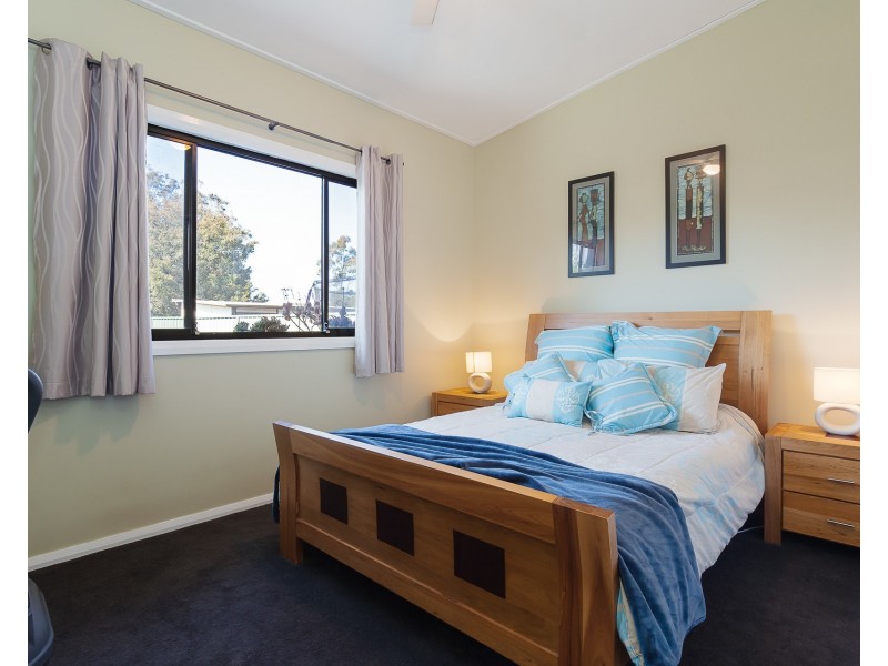 83 Bayview Street, Warners Bay NSW 2282