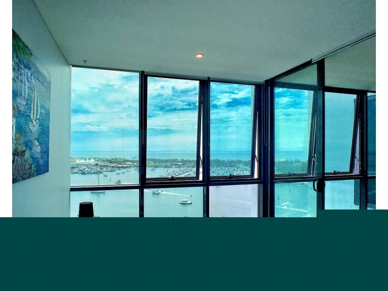 1708/2 Como Crescent, Southport QLD 4215