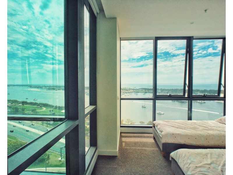 1708/2 Como Crescent, Southport QLD 4215