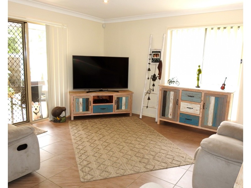 24/2 Weir Drive, Upper Coomera QLD 4209