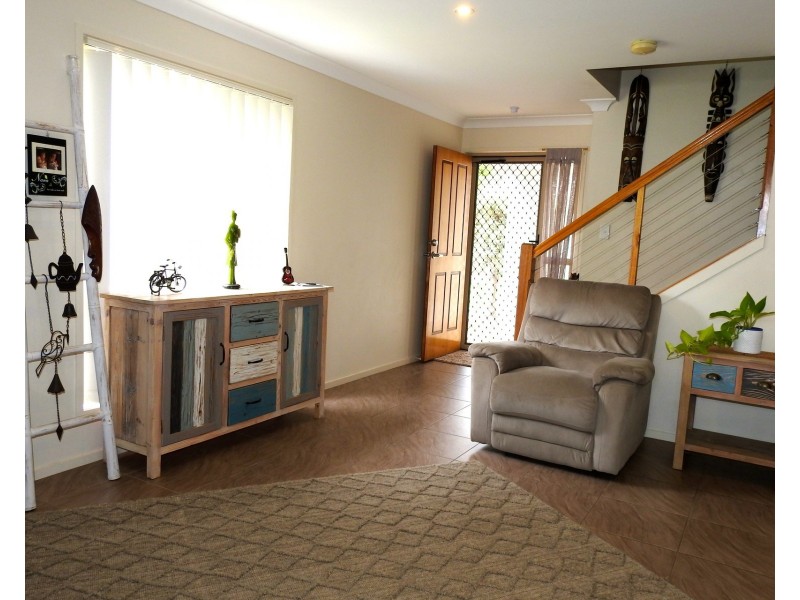 24/2 Weir Drive, Upper Coomera QLD 4209
