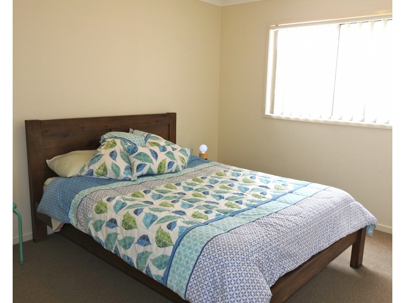 24/2 Weir Drive, Upper Coomera QLD 4209