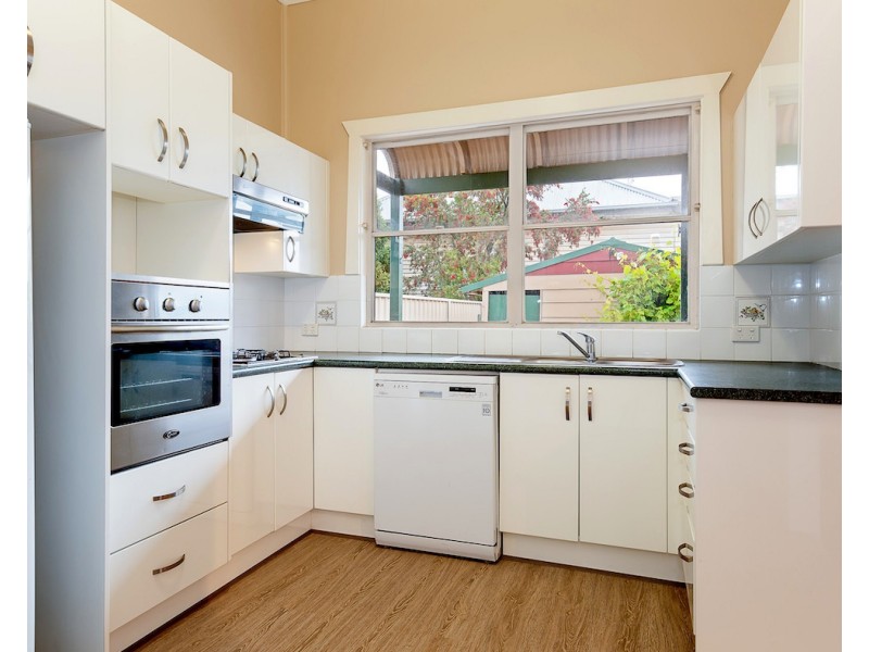 62 George Street, Mayfield East NSW 2304