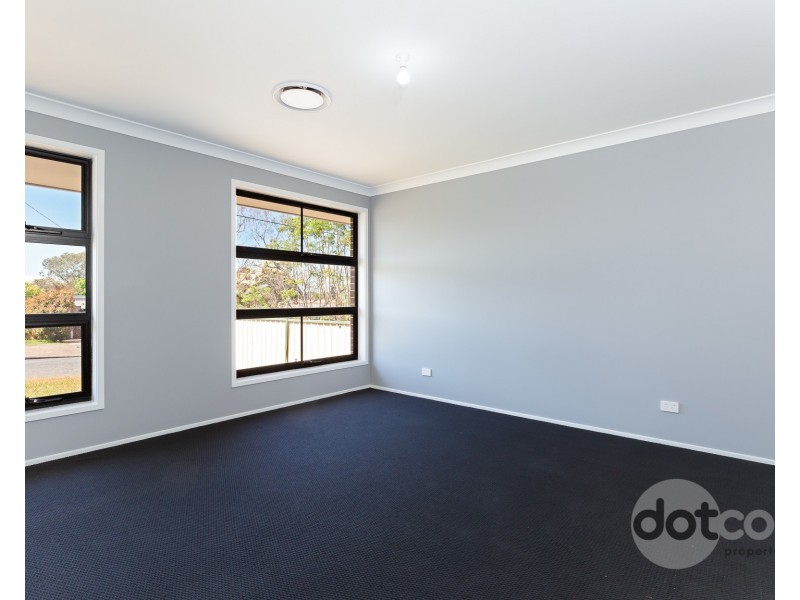 2 Third Avenue, Rutherford NSW 2320