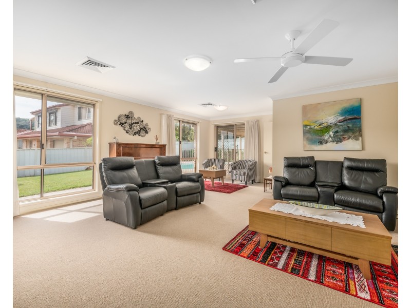 10 Lindale Way, Lakelands NSW 2282