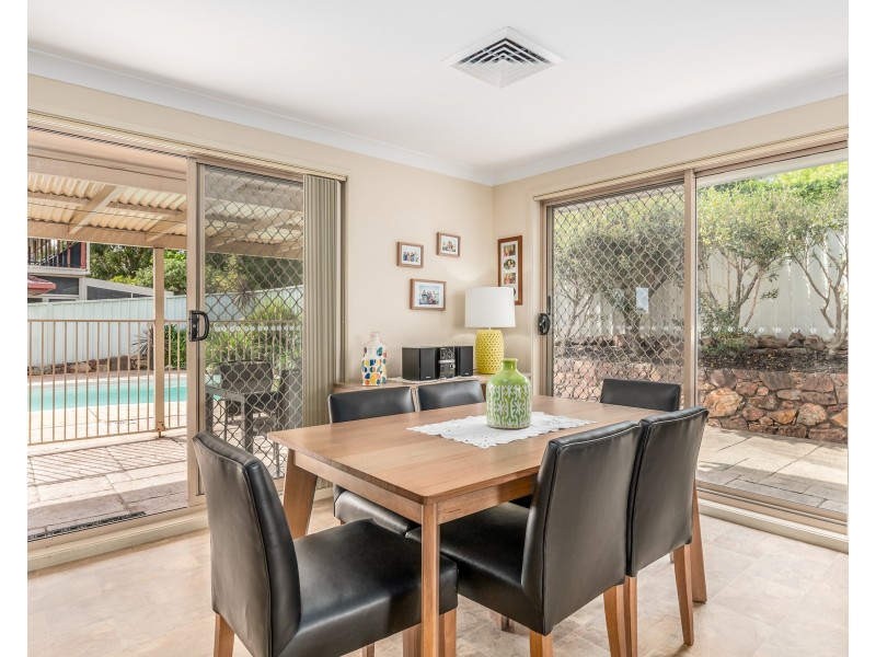 10 Lindale Way, Lakelands NSW 2282