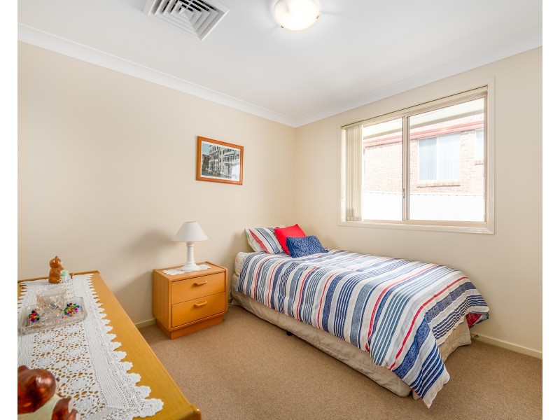 10 Lindale Way, Lakelands NSW 2282