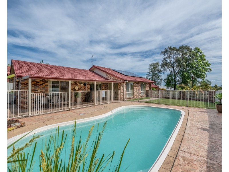 10 Lindale Way, Lakelands NSW 2282