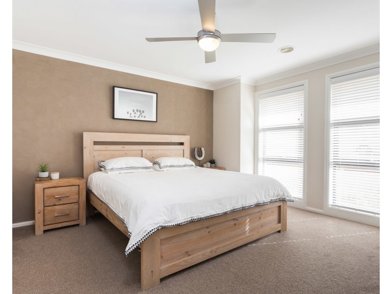 30 Botanic Way, Orange NSW 2800