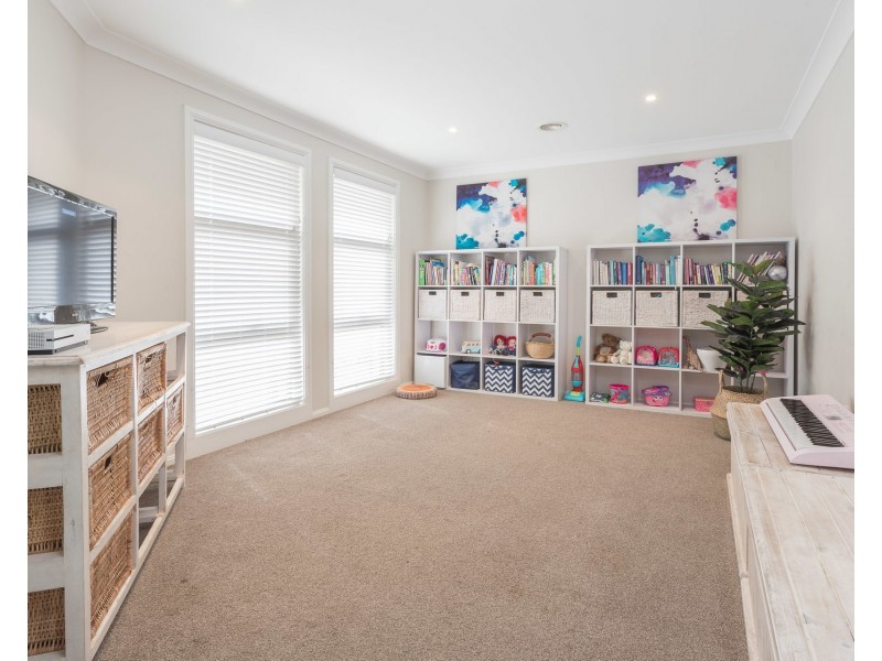 30 Botanic Way, Orange NSW 2800