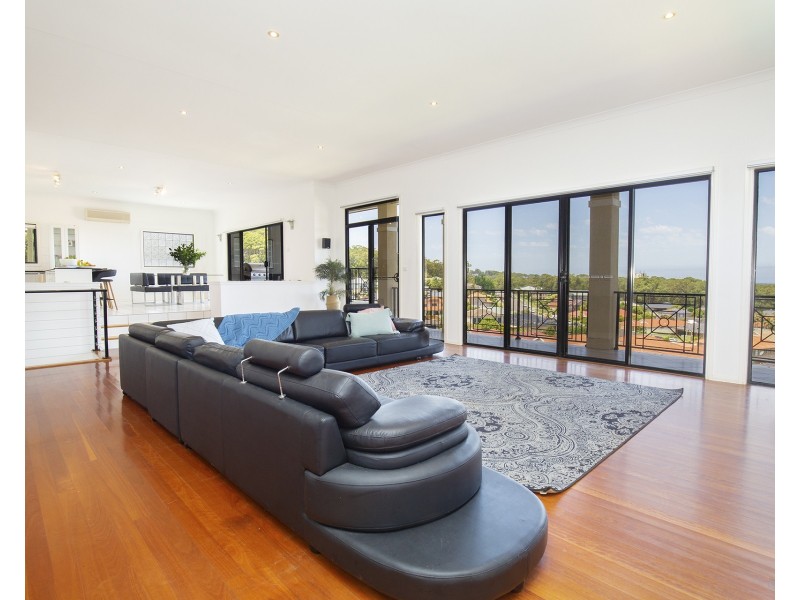 10 Jacky Close, Belmont NSW 2280