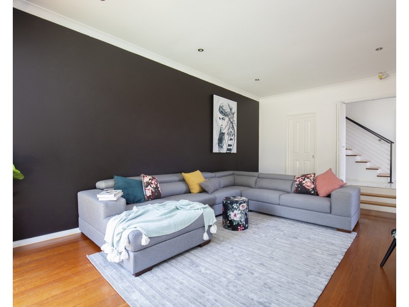 10 Jacky Close, Belmont NSW 2280