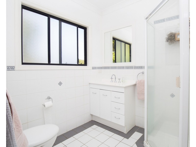 10 Jacky Close, Belmont NSW 2280