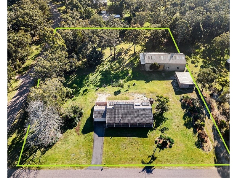 1 Recluse Place, Salt Ash NSW 2318