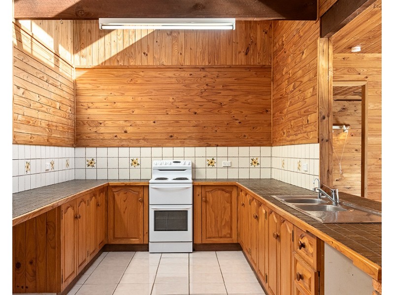 1 Recluse Place, Salt Ash NSW 2318