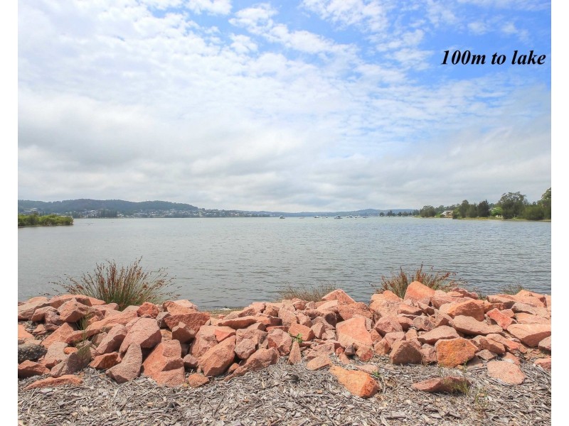 28 Anzac Parade, Teralba NSW 2284