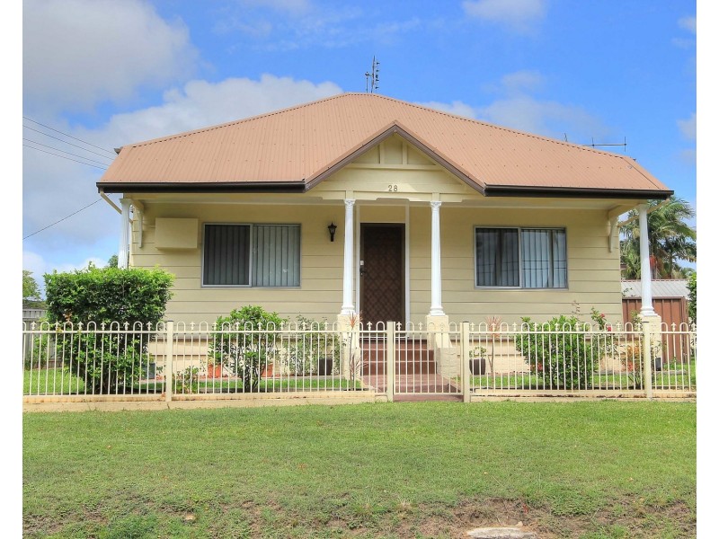 28 Anzac Parade, Teralba NSW 2284