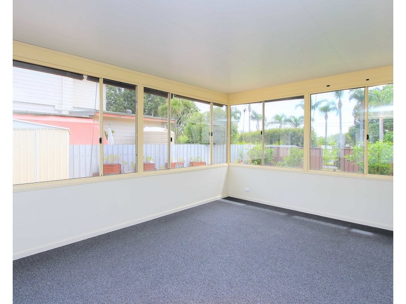 28 Anzac Parade, Teralba NSW 2284