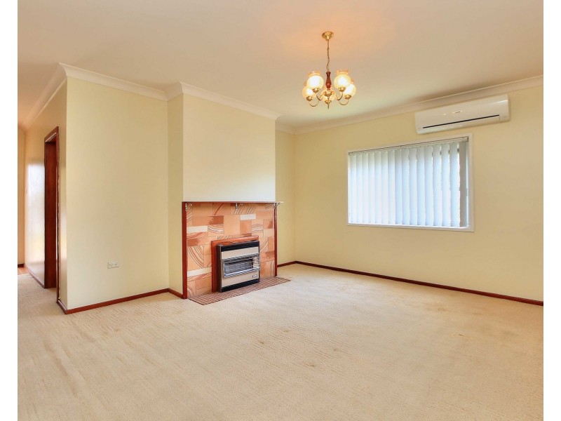 28 Anzac Parade, Teralba NSW 2284