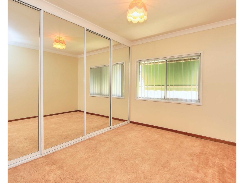 28 Anzac Parade, Teralba NSW 2284
