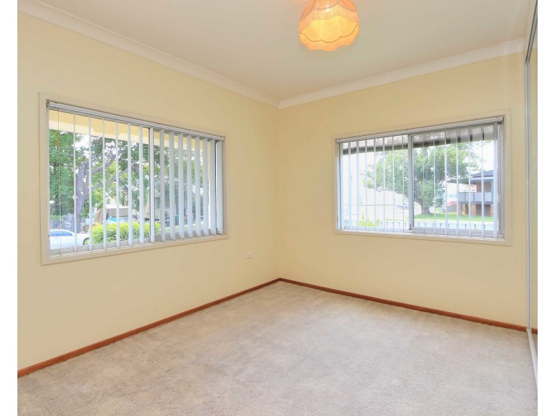 28 Anzac Parade, Teralba NSW 2284