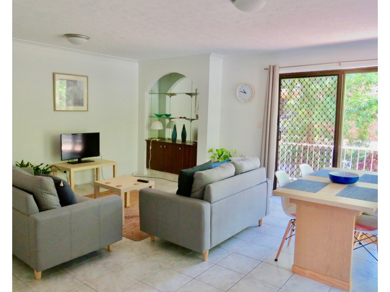 4/34 Imperial Parade, Labrador QLD 4215