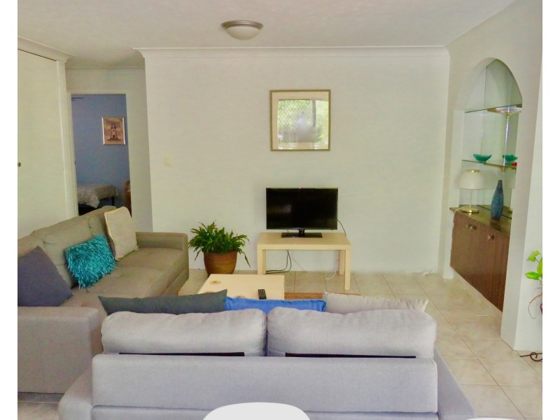 4/34 Imperial Parade, Labrador QLD 4215