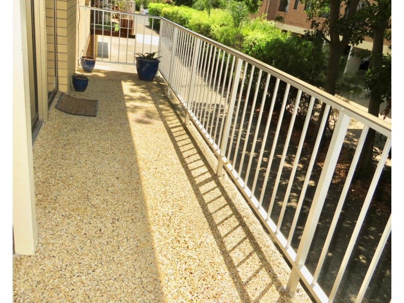 4/34 Imperial Parade, Labrador QLD 4215