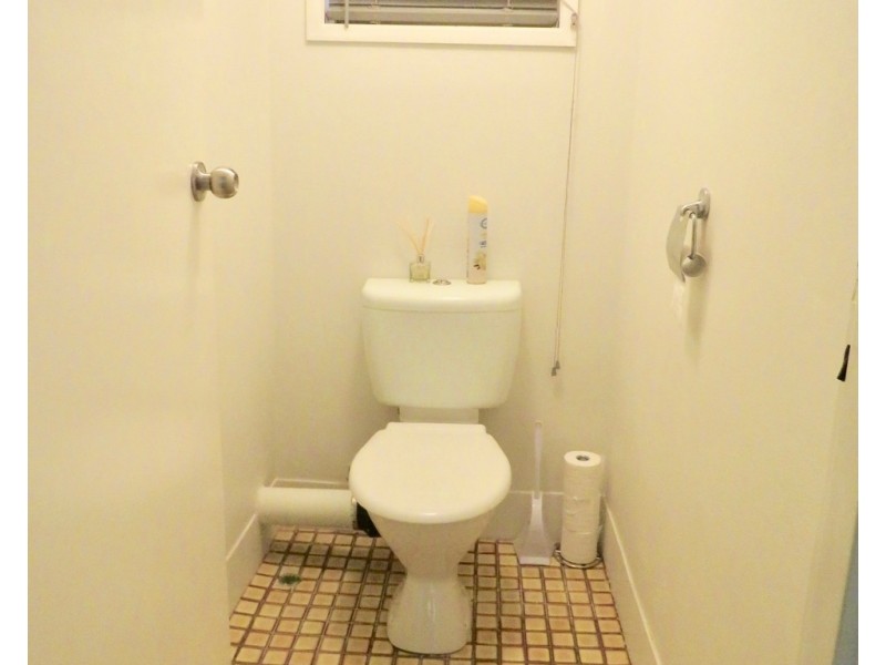 4/34 Imperial Parade, Labrador QLD 4215