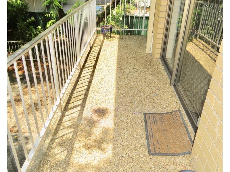 4/34 Imperial Parade, Labrador QLD 4215