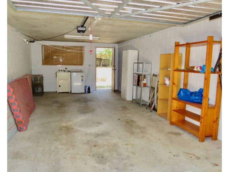 4/34 Imperial Parade, Labrador QLD 4215