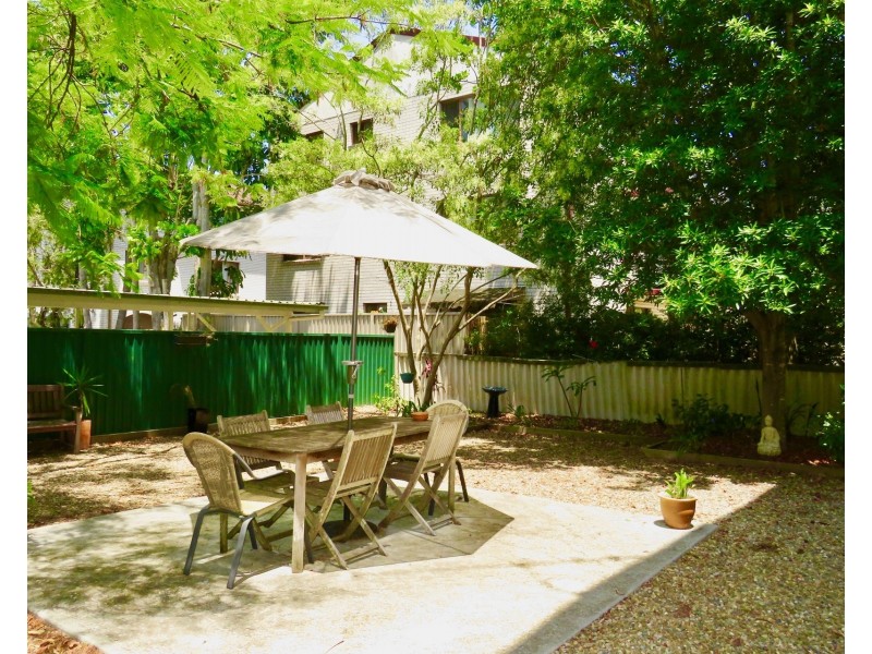 4/34 Imperial Parade, Labrador QLD 4215