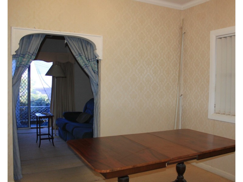 49 Middle Point Road, Bolton Point NSW 2283