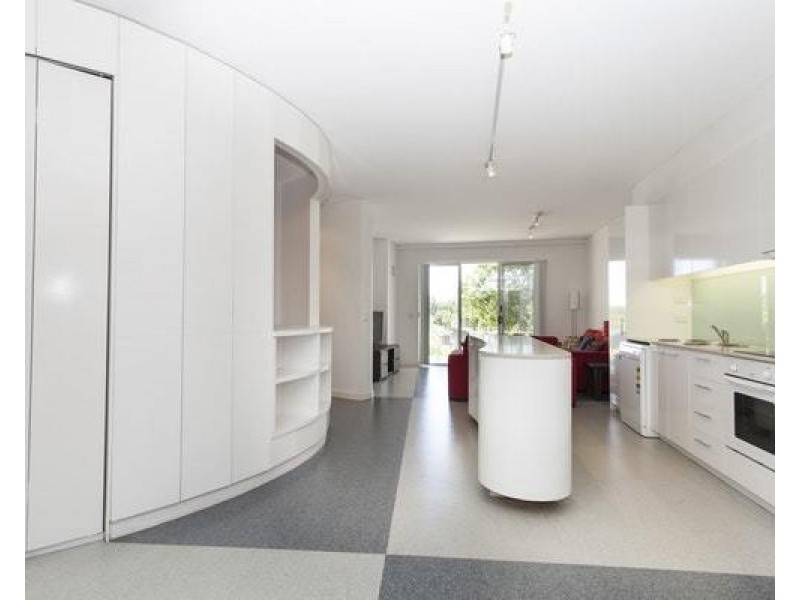 8/98 University Drive, Varsity Lakes QLD 4227