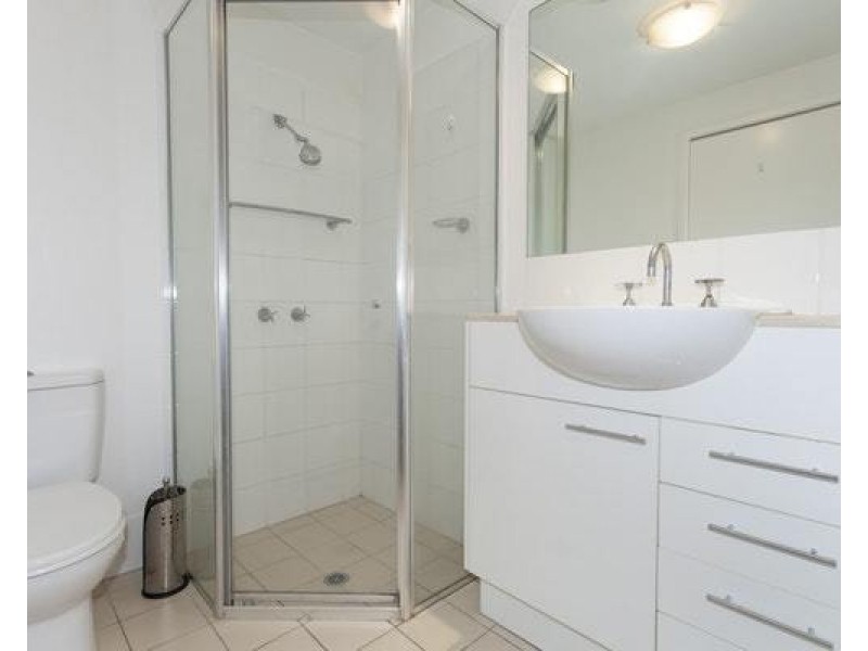 8/98 University Drive, Varsity Lakes QLD 4227