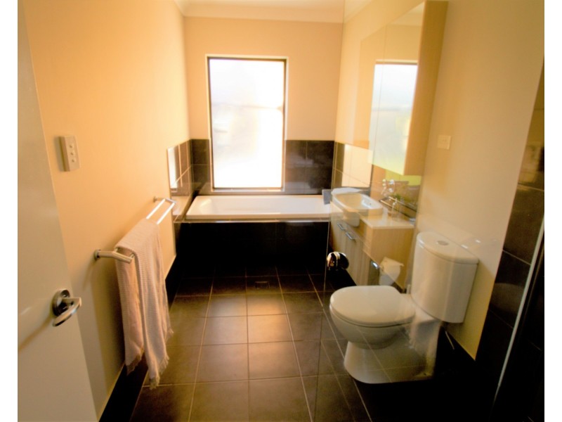 17 Sandcastle Street, Fern Bay NSW 2295