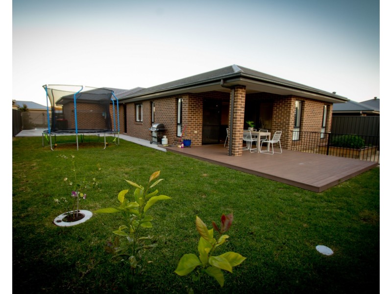 17 Sandcastle Street, Fern Bay NSW 2295