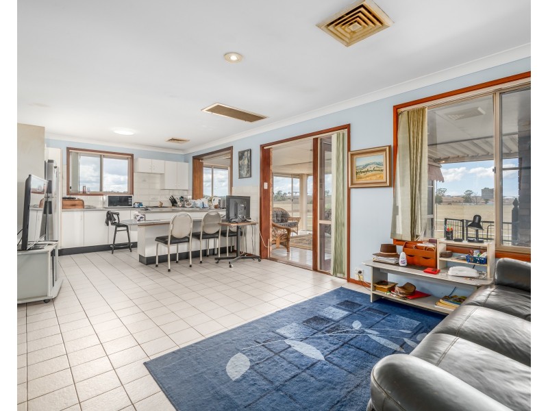 46 Aberglasslyn Lane, Aberglasslyn NSW 2320