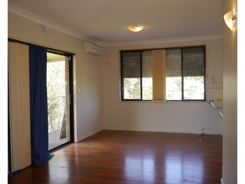 55 Moruya Parade, Kotara South NSW 2289