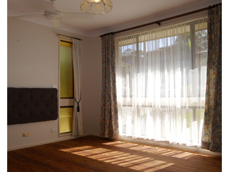 55 Moruya Parade, Kotara South NSW 2289