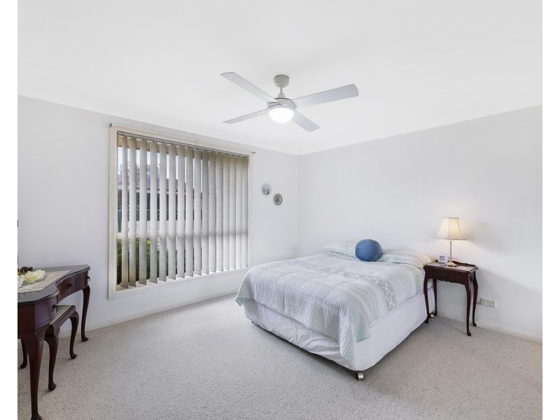 1/10 Manuka Parade, Gorokan NSW 2263