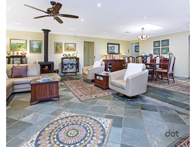 45 Uncle Wattleberry Crescent, Faulconbridge NSW 2776